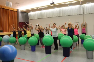 Aerobic Frauen Montag