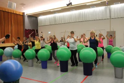Aerobic Frauen Montag