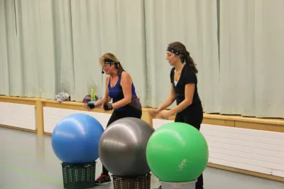 Aerobic Frauen Montag