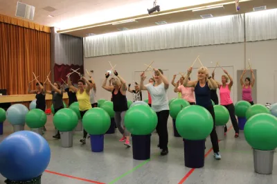 Aerobic Frauen Montag