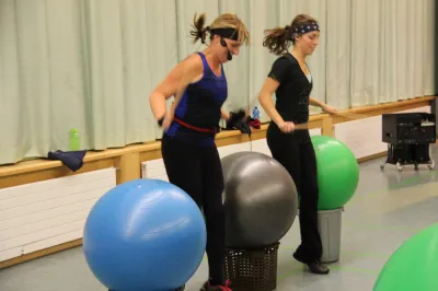 Aerobic Frauen Montag