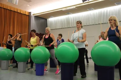 Aerobic Frauen Montag