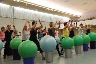 Aerobic Frauen Montag