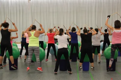 Aerobic Frauen Montag