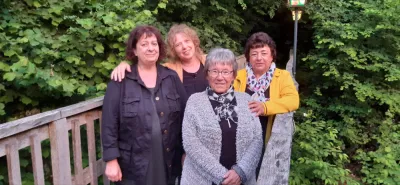 Geehrte Frauen auf der Holzbrücke, Generalversammlung 2022