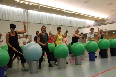 Aerobic Frauen Montag