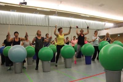 Aerobic Frauen Montag