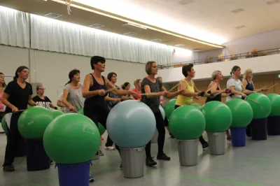 Aerobic Frauen Montag
