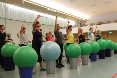 Aerobic Frauen Montag
