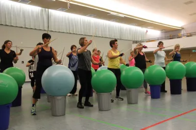 Aerobic Frauen Montag
