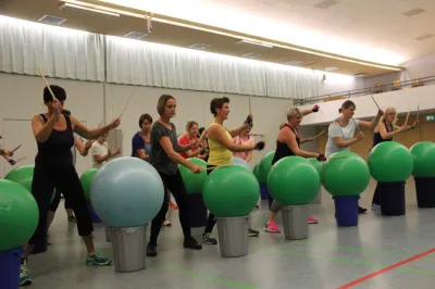 Aerobic Frauen Montag